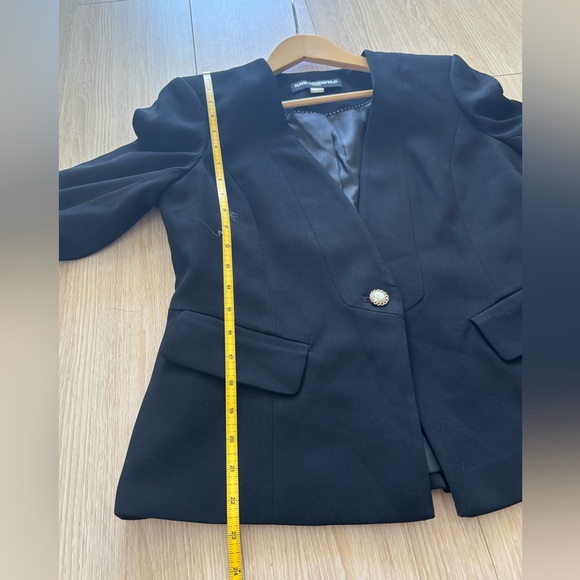 KARL LAGERFELD 18” PTP Suit Jacket with Pearl Detail, Black, Size 8. - Picture 10 of 10